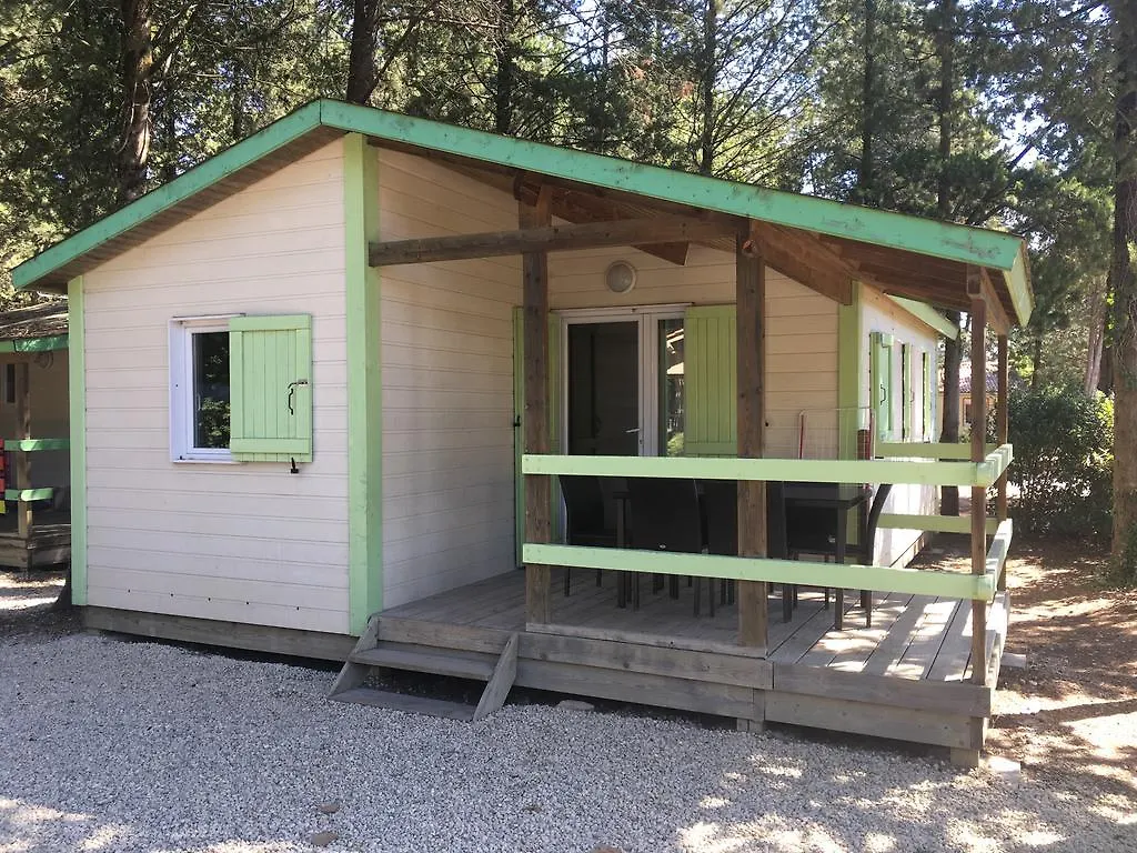 La Vallee De Taradeau Villa Campsite