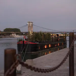 La Peniche - Bed And Bicycle - Maison d'hôtes Tournon-sur-Rhone
